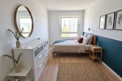 Appartement 4 pièces 1006 €