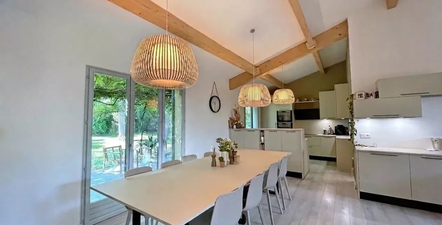 Maison coup de cœur plus de 110 m² rénovée avec jardin — photo 1