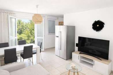 Appartement 3 pièces 720 €