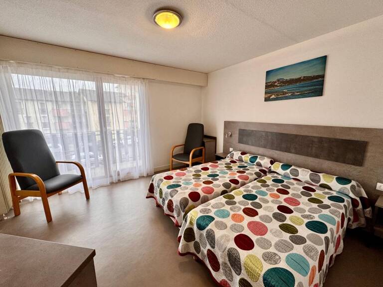   Investissement locatif clé en main – T1 en résidence de tourisme thermale – Revenus nets — photo 1