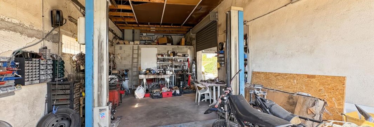 property.type.service   m² à vendre à La Crau (83260)