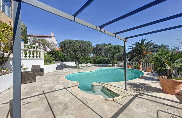 Maison À Vendre ST AYGULF BELLE VUE MER — photo 4