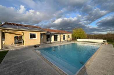 Maison 5 pièces 300000 €