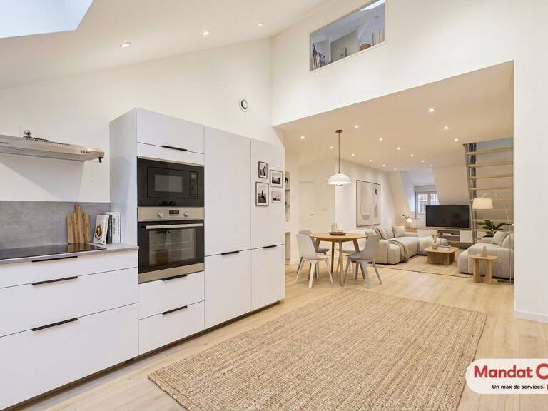 Appartement À Vendre Hyper centre REIMS — photo 1