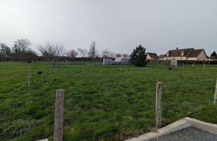 Terrain constructible et viabilisé 585 m2 (Neuilly sur eure) — photo 2