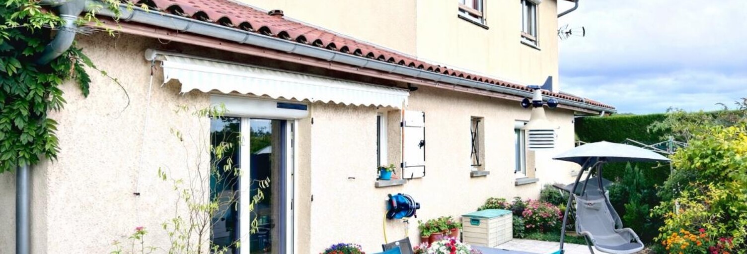 Maison 7 Pièces 158 m² à vendre à Essertines-en-Donzy (42360)