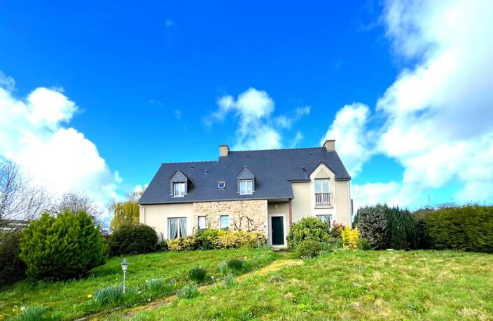 Maison + Hangar Saint Jouan Des Guerets 8 pièce(s) 193 m2 terrain 8725 M² — photo 2