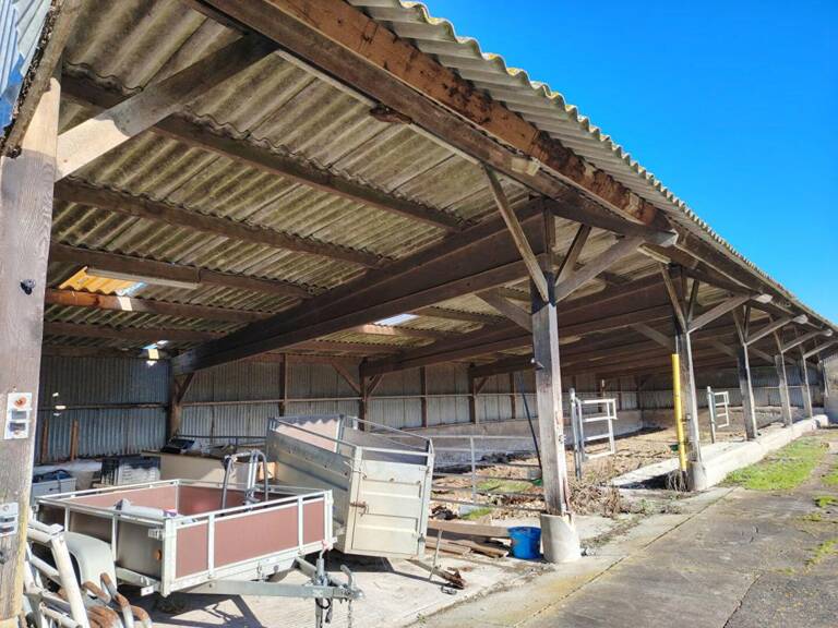 Hangars sur Plorec sur Arguenon de 765 m2 — photo 1