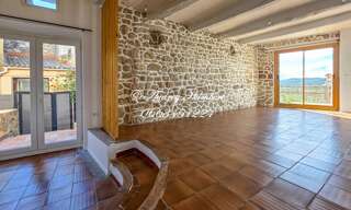 Maison 6 Pièces 144 m² à vendre à Pierrevert (04860)