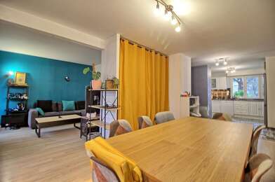 Appartement 4 pièces 214240 €