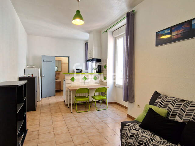 A LOUER STUDIO MEUBLE - PROCHE ESPLANADE — photo du bien