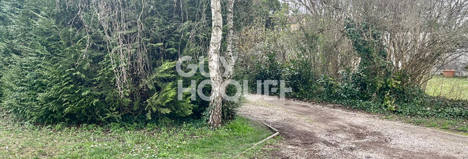 Terrain  606 m² à vendre à Thil (01120)
