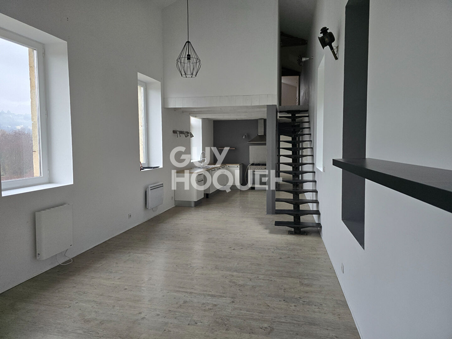 Appartement  T4 à louer Ucel 07200