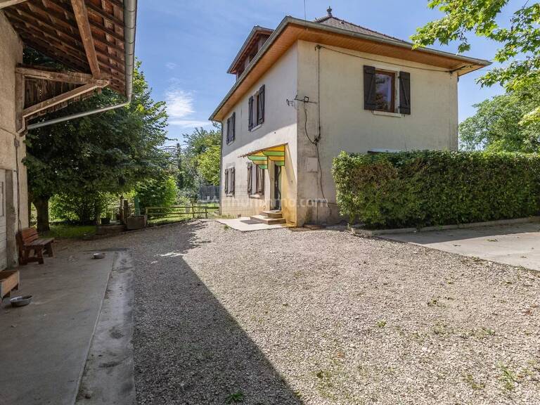 Maison 3 chambres, 140 m² + dépendances, sur 6200 m² — photo 1