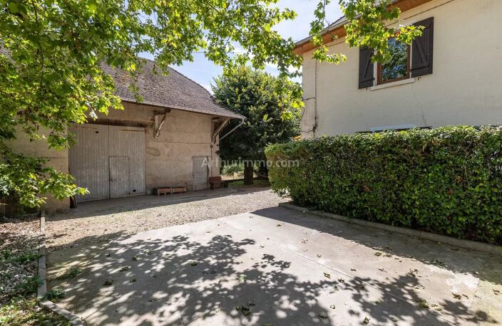 Maison 3 chambres, 140 m² + dépendances, sur 6200 m² — photo 2