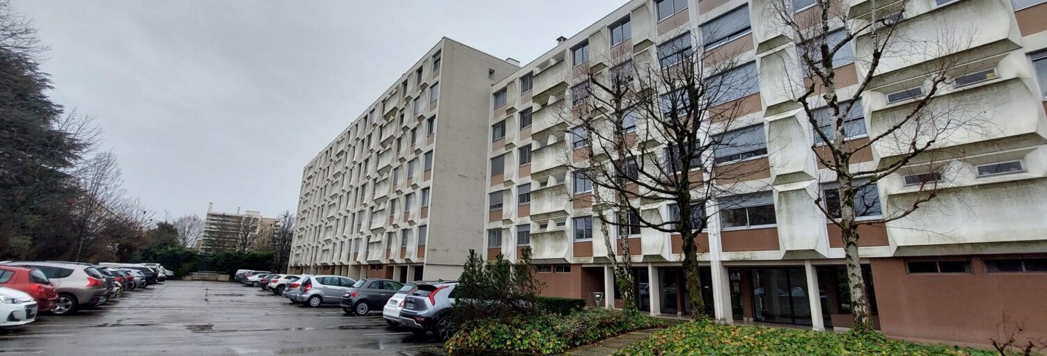 Appartement  78 m² à louer à Caluire-et-Cuire (69300)