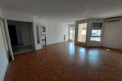 Appartement 5 pièces 1364 €