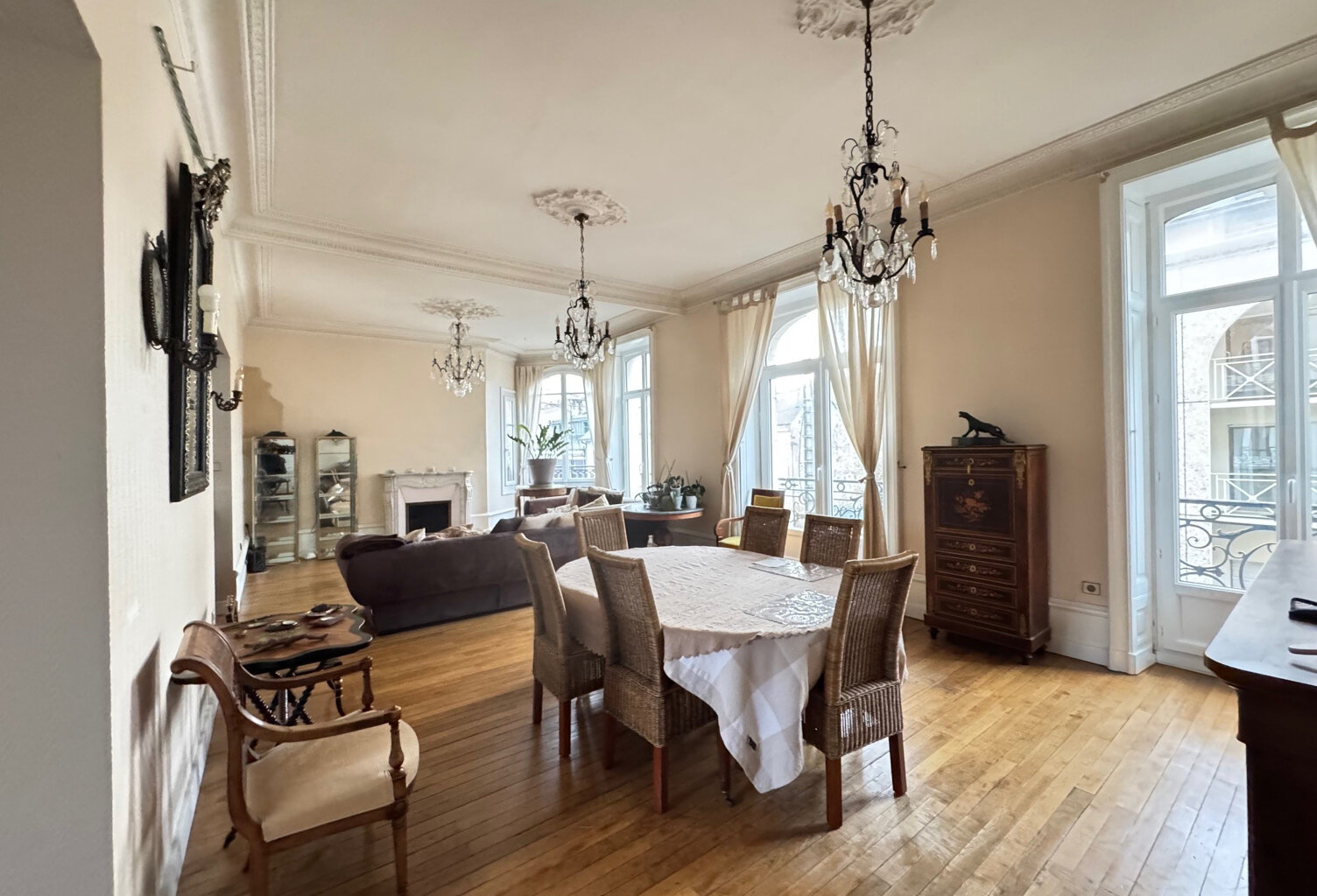 QUARTIER ST DONATIEN / GARE Appartement T6 ou 2 appartements — photo 1