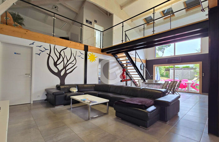MAISON 7 PIECES 177 m² A VENDRE JARD SUR MER — photo 4