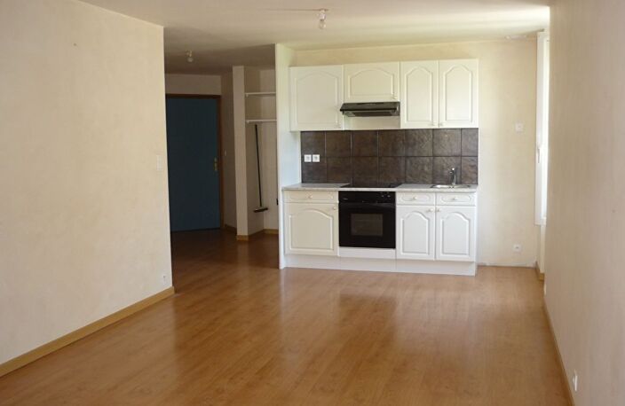 Appartement SEVERAC LE CHATEAU - 2 pièce(s) - 47.60 m² — photo 2