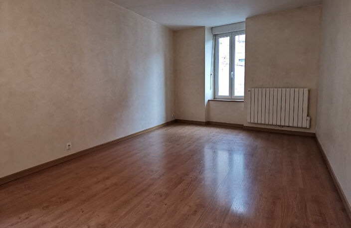 Appartement SEVERAC LE CHATEAU - 2 pièce(s) - 47.60 m² — photo 3