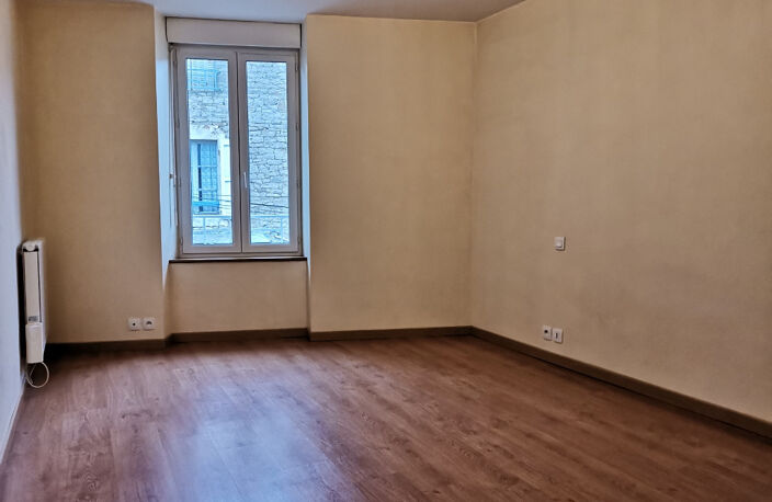 Appartement SEVERAC LE CHATEAU - 2 pièce(s) - 47.60 m² — photo 4