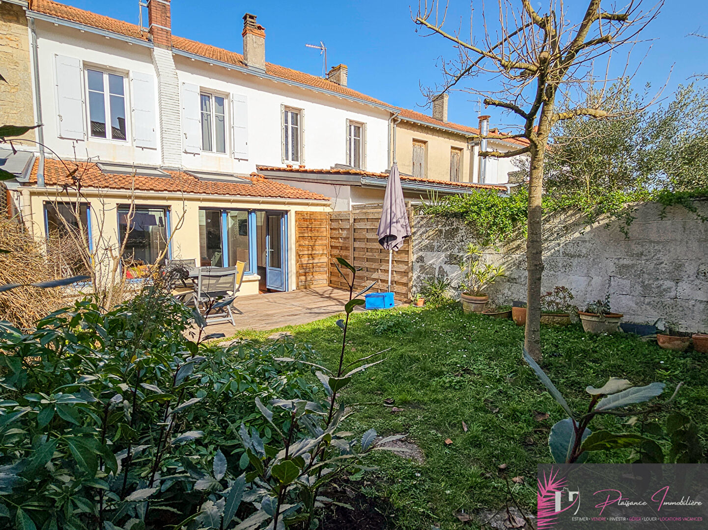 Villa / Maison  T4 à vendre Rochelle (La) 17000
