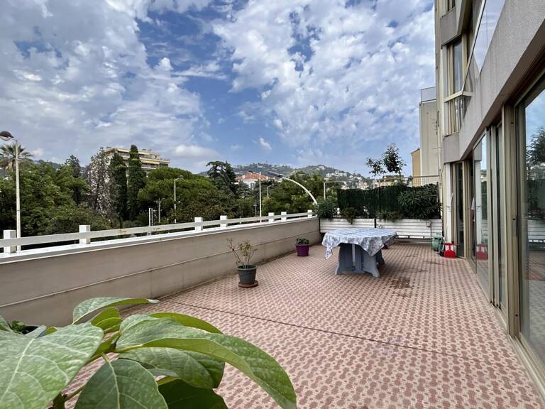 CANNES BANANE 3 P  80 m2 Terrasse 45 m2 — photo 1