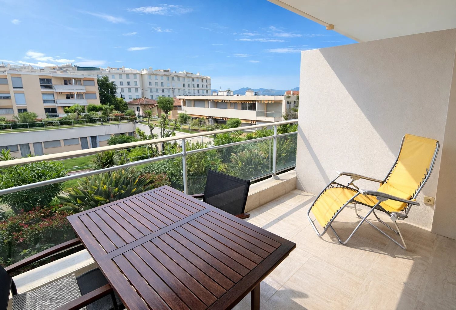 EXCLUSIVITÉ 3 pièces 76 m² – Quartier prisé Cannes – Terrasse pl — photo 1