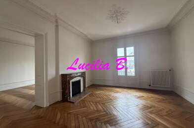 Appartement 5 pièces 582400 €