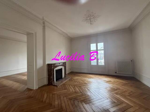 TOURS GRAMMONT - Appartement type 5 — photo du bien