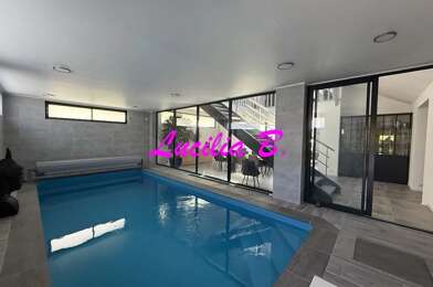 Maison 8 pièces 1081500 €