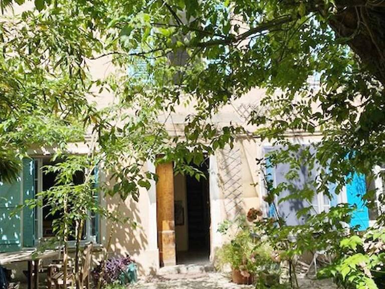 Avignon intra-muros, maison de caractère avec jardin à restaurer — photo 1