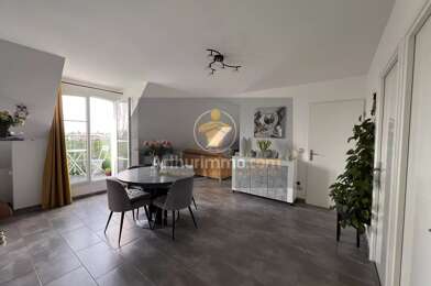 Appartement 4 pièces 254900 €