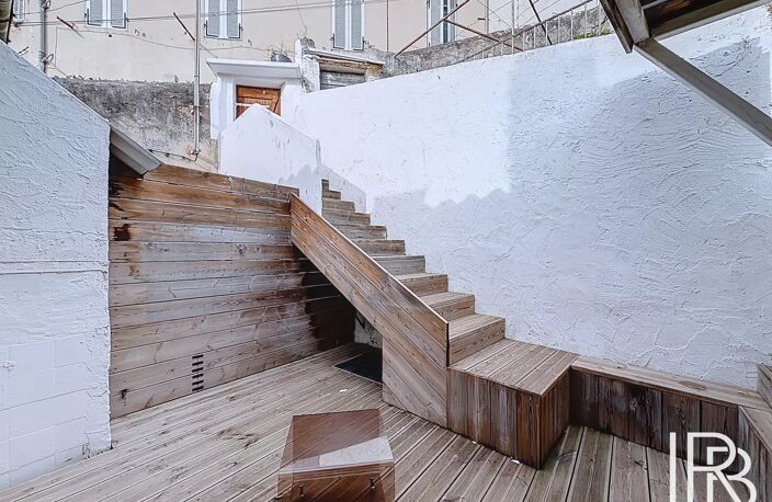 T2/T3 * Maison de Village * Terrasse — photo 2