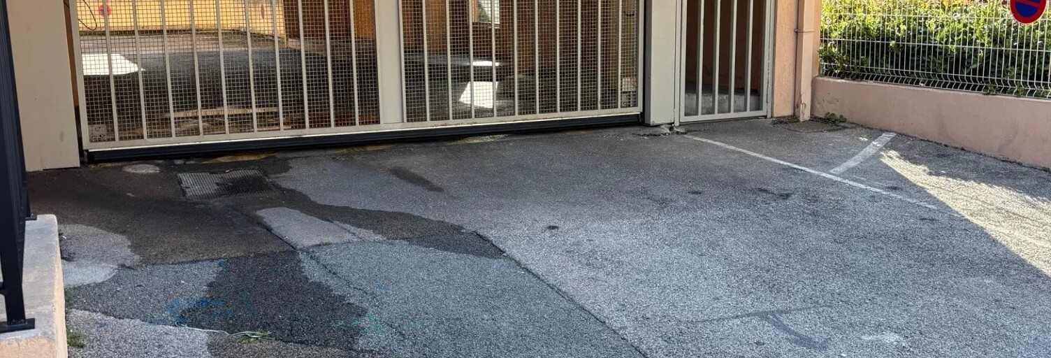 Garage  12 m² à louer à Cannes (06400)