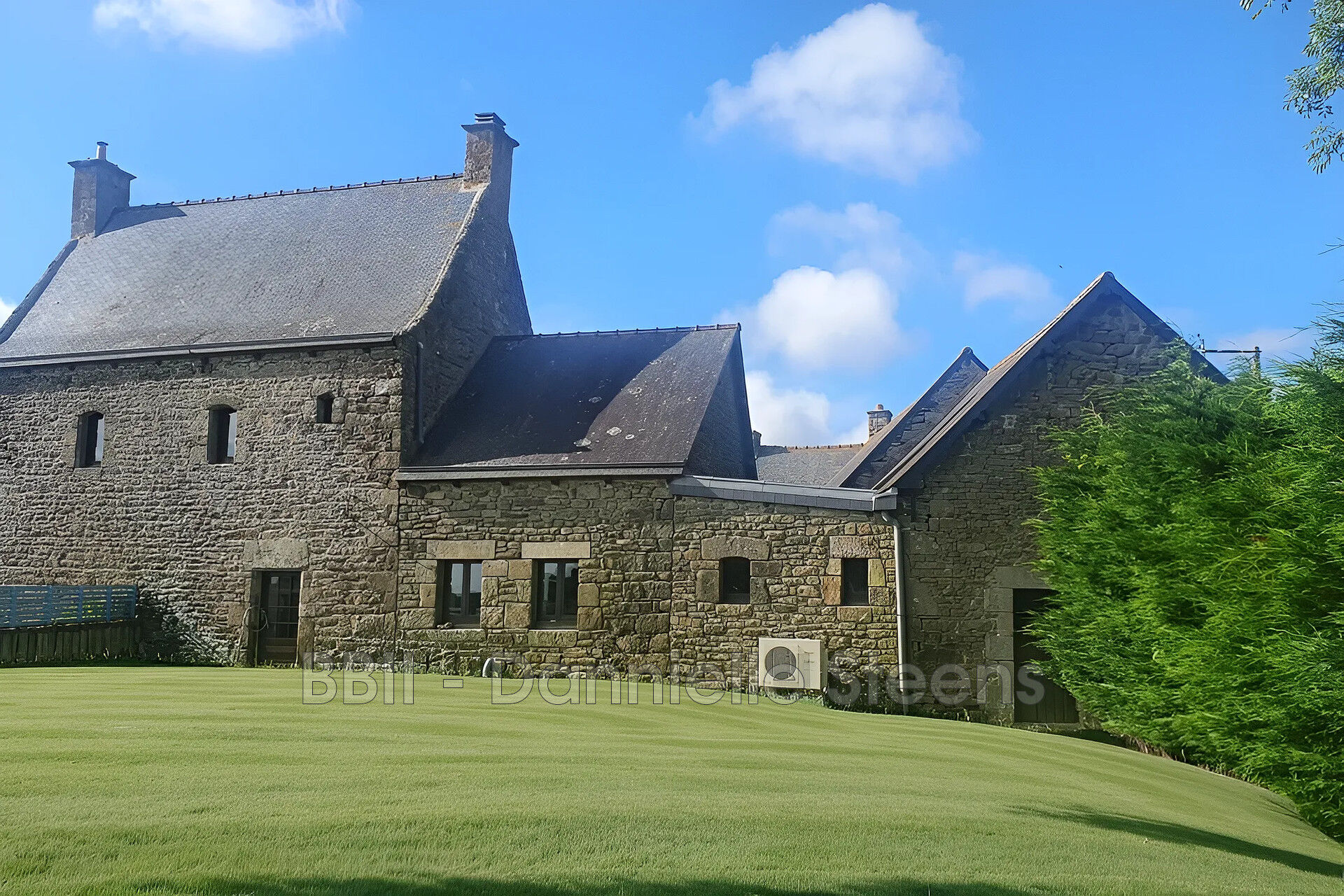 Villa / Maison  T6 à vendre Plésidy 22720