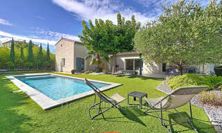 Maison 6 Pièces 188 m² à vendre à Saint-Saturnin-lès-Avignon (84450)