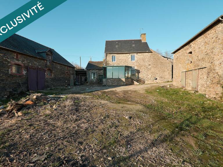 Ancien corps de ferme à rénover à seulement 5 mn du centre ville de Vitré — photo 1