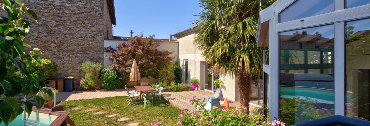 Maison 6 Pièces 226 m² à vendre à Civrieux-d'Azergues (69380)