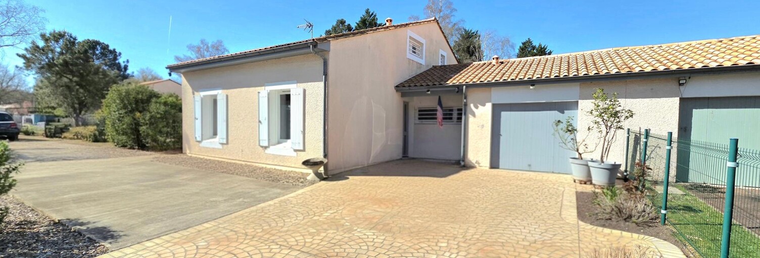 Maison 5 Pièces 111 m² à vendre à Étauliers (33820)