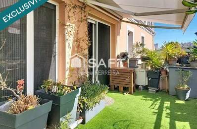 Appartement avec terrasse — photo du bien