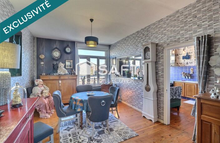 Centre ville, propriété avec 2 immeubles, dont une partie commerce possible, cour, garage! Beau potentiel pour tout projet ! — photo 2