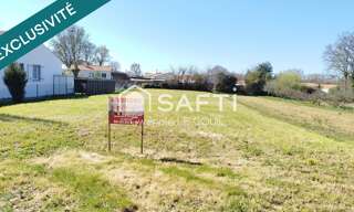 Terrain  1217 m² à vendre à L'Aiguillon-sur-Vie (85220)