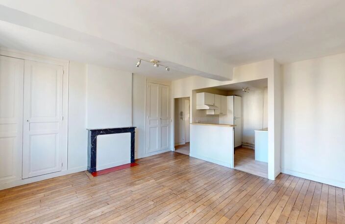 A LOUER - APPARTEMENT 2 PIECES CHARTRES CENTRE — photo 2