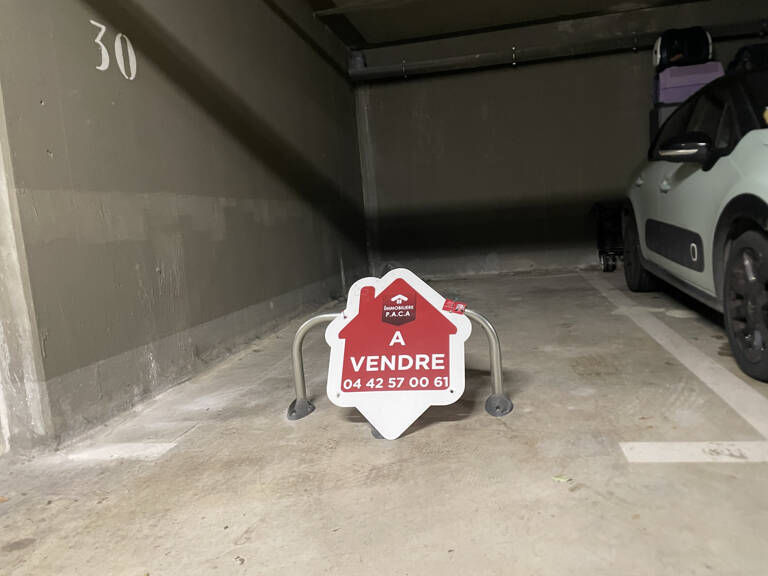 Parking en sous sol residence Le KOST — photo 1
