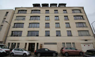 Garage   m² à louer à Reims (51100)