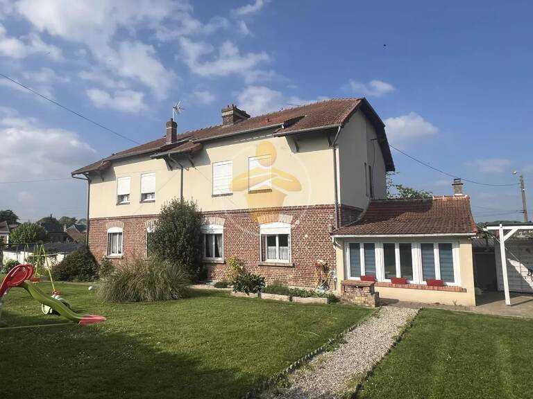 Maison semi-mitoyenne secteur Charmes — photo 1