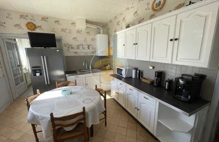 Maison semi-mitoyenne secteur Charmes — photo 2
