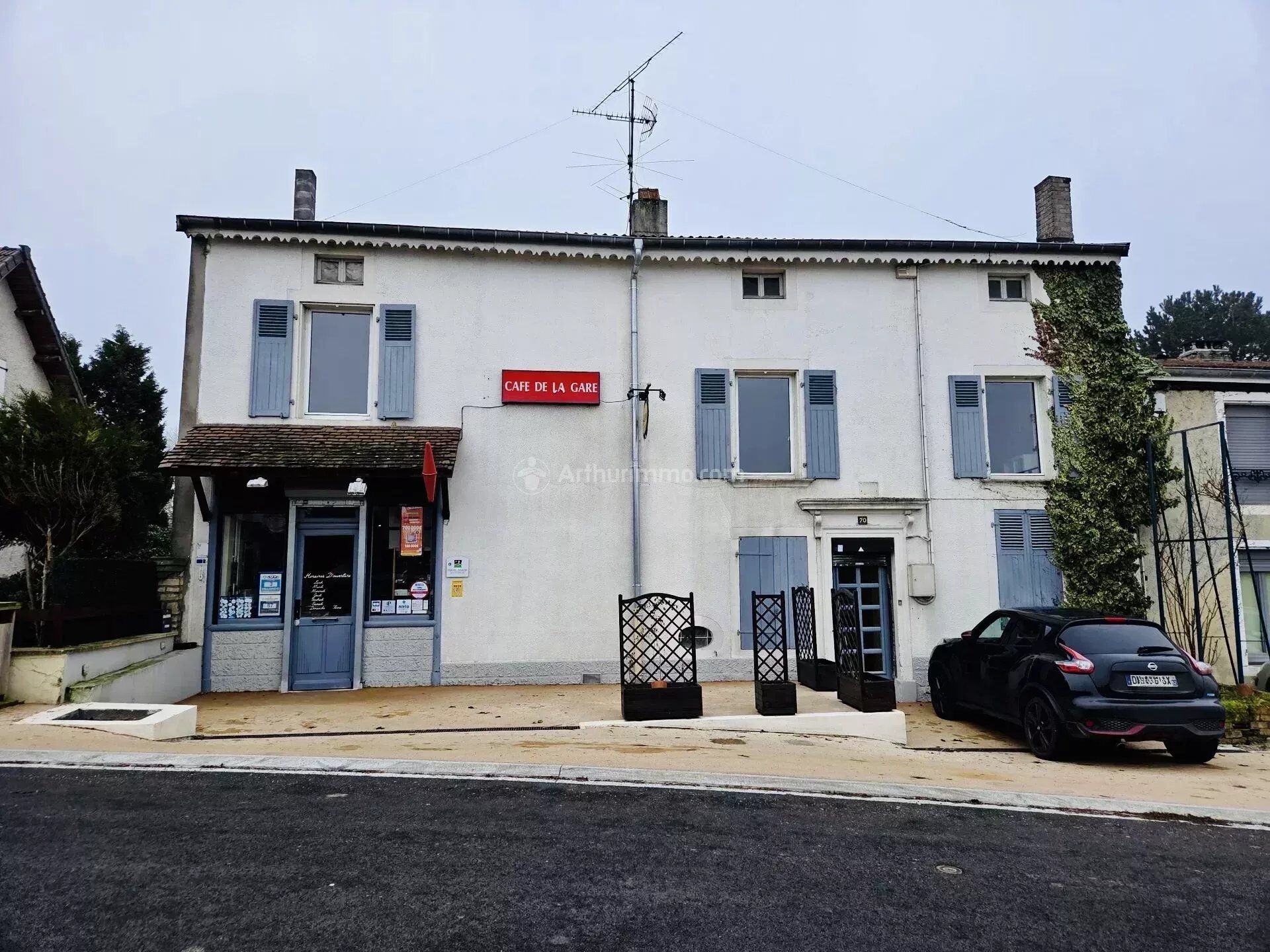 Local commercial 8 pièces 348 m² · à Bourmont-Entre-Meuse-Et-Mouzon · 348 m² · 131 800 €